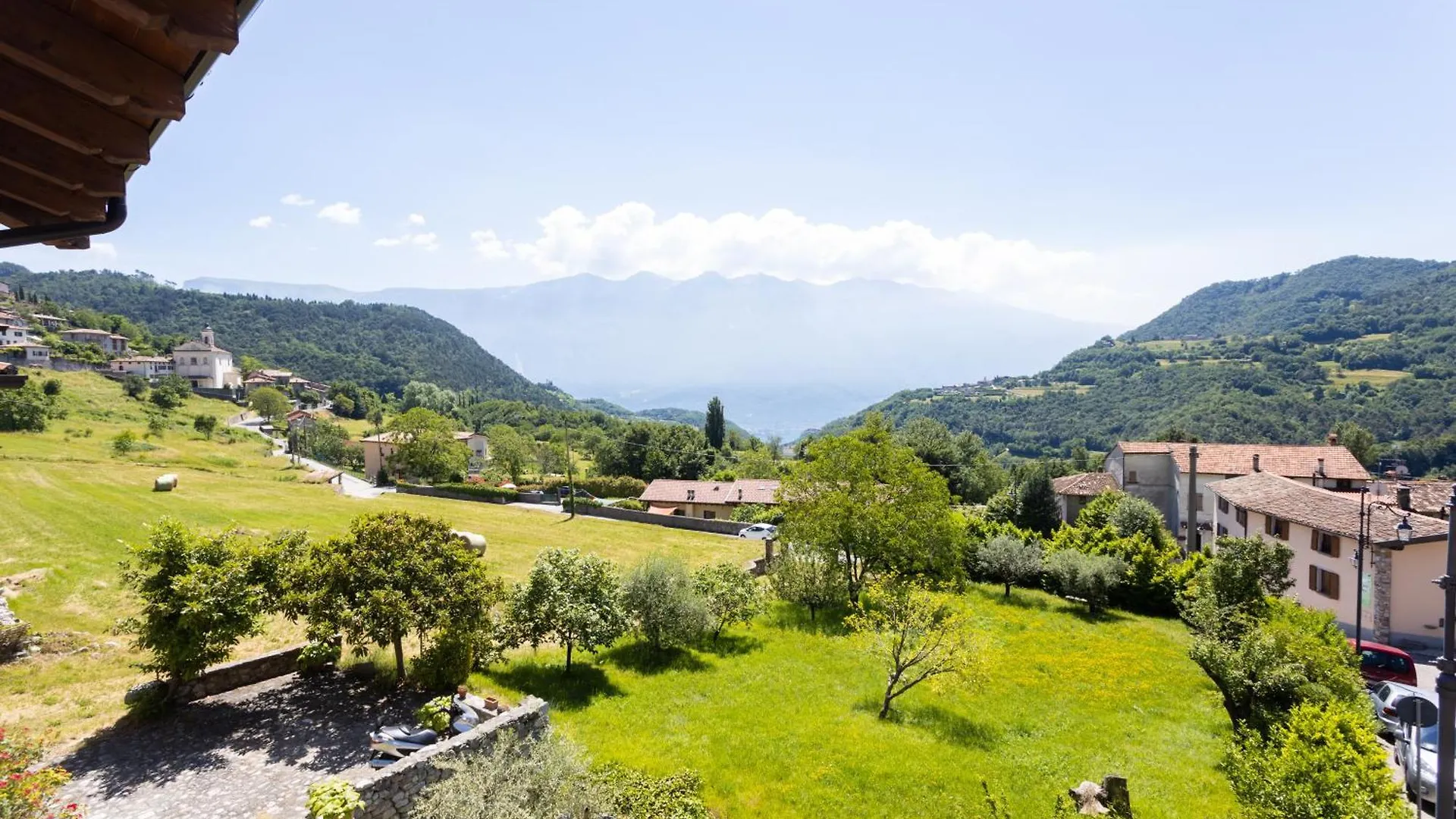 Ap. Ginevra - Lago Di Garda Tremosine 0*,  Itálie